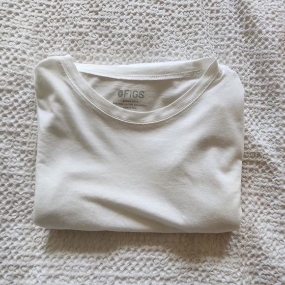 Figs White Super Soft Shirt - Picture 5 of 5